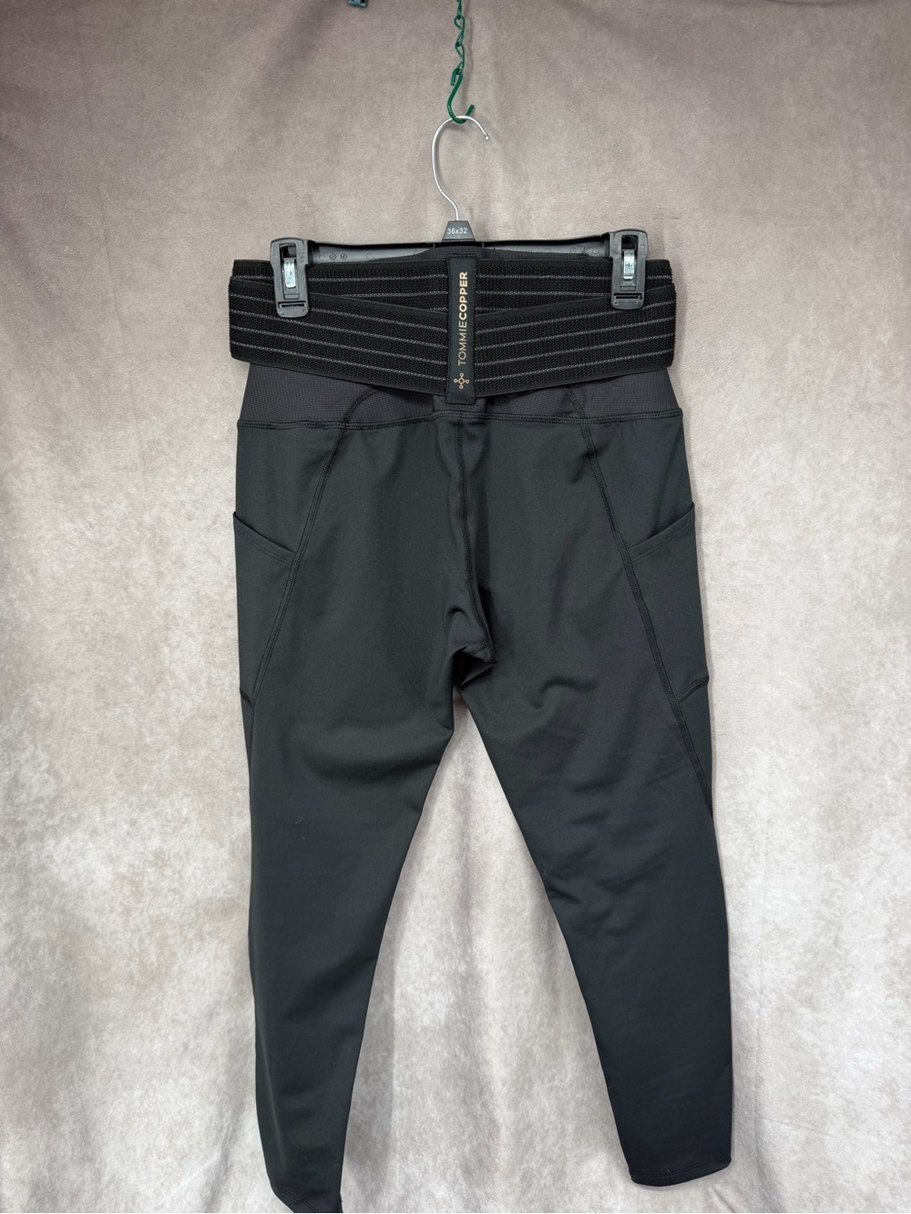 Tommie Copper Back Support leggings NWT - Picture 2 of 3